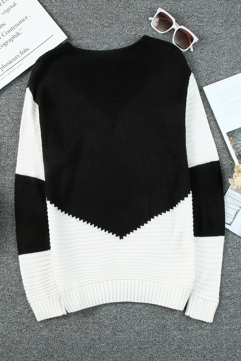 Black Two-Tone Chevron Pullover Sweater